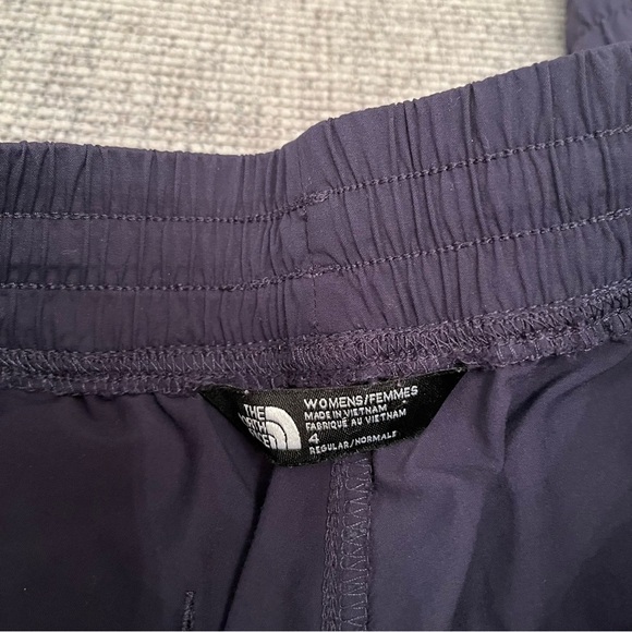 The North Face Never Stop Wearing Cargo Navy Joggers 4 - Picture 3 of 7